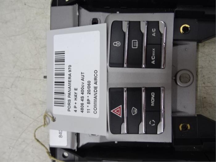 Air conditioning control panel from a Porsche Panamera (970) 4.8 V8 32V S 2011