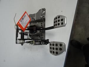 Used Brake pedal Peugeot 207 CC (WB) 1.6 HDiF 16V Price on request offered by Collignon & Fils
