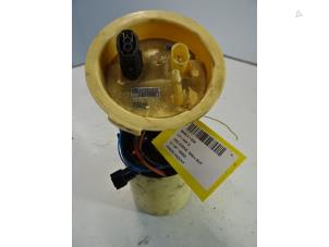 Used Mechanical fuel pump BMW X1 (E84) xDrive 23d 2.0 16V Price € 75,00 Inclusive VAT offered by Collignon & Fils