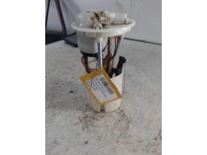 Used Mechanical fuel pump Fiat 500 (312) 1.2 69 Price € 75,00 Inclusive VAT offered by Collignon & Fils