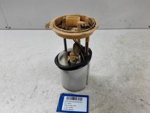 Used Mechanical fuel pump Volkswagen Golf Plus (5M1/1KP) 1.6 TDI 16V 105 Price € 75,00 Inclusive VAT offered by Collignon & Fils