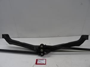 Used Swing arm Opel Astra J (PC6/PD6/PE6/PF6) 1.6 CDTI 16V Price on request offered by Collignon & Fils