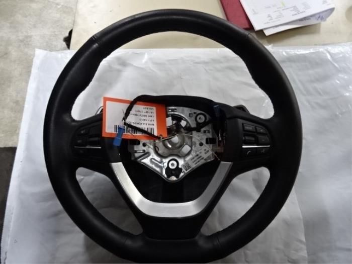 Steering wheel from a BMW X4 (F26) xDrive20d 16V 2014