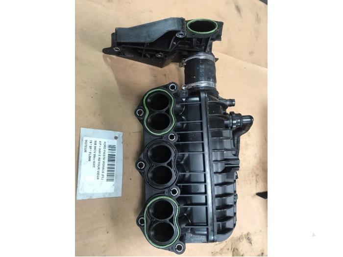 Intake manifold from a Ford Fiesta 7 1.0 EcoBoost 12V 100 2019
