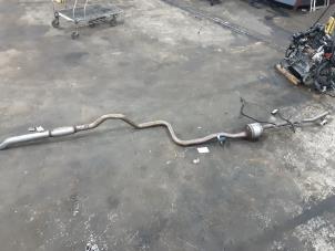 Used Exhaust middle silencer Peugeot 308 SW (L4/L9/LC/LJ/LR) 1.5 BlueHDi 130 Price on request offered by Collignon & Fils