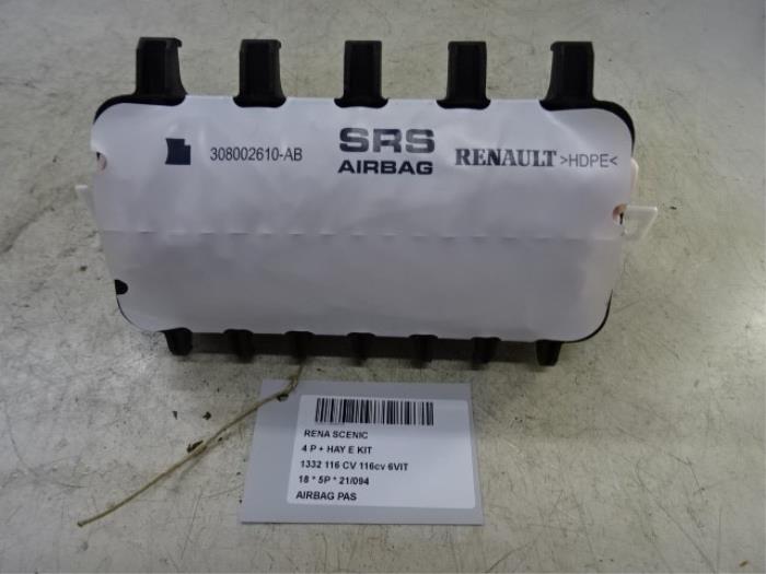 Airbag derecha (salpicadero) de un Renault Grand Scénic IV (RFAR) 1.3 TCE 115 16V 2018