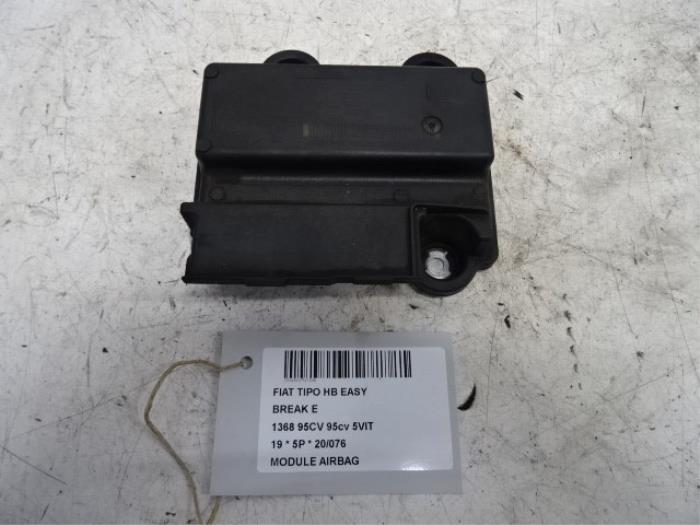 Airbag Module from a Fiat Tipo (356H/357H) 1.4 16V 2019