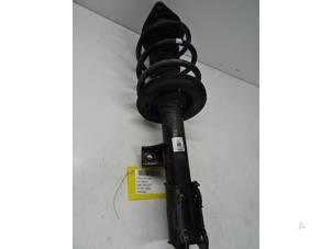 Used Fronts shock absorber, left Hyundai iX35 (LM) 1.7 CRDi 16V Price on request offered by Collignon & Fils