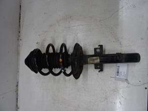 Used Front shock absorber, right Renault Espace (RFCJ) 1.6 Energy dCi 160 EDC Price € 79,99 Inclusive VAT offered by Collignon & Fils