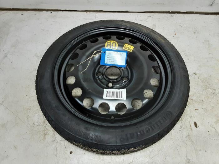 Spare wheel from a Opel Astra K Sports Tourer 1.0 Turbo 12V 2019