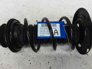 Used Front spring screw Toyota Yaris IV (P21/PA1/PH1) 1.5 12V Hybrid 115 Price on request offered by Collignon & Fils