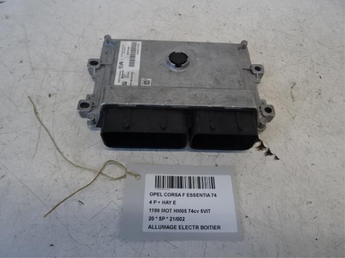 Ignition module from a Opel Corsa F (UB/UH/UP) 1.2 12V 75 2020