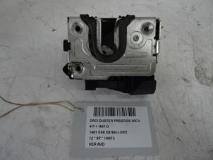 Used Door lock cylinder, right Dacia Duster (HS) 1.5 dCi Price € 30,00 Inclusive VAT offered by Collignon & Fils