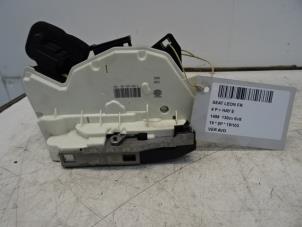 Used Door lock cylinder, right Seat Leon (5FB) 1.5 TSI 16V Price € 50,00 Inclusive VAT offered by Collignon & Fils