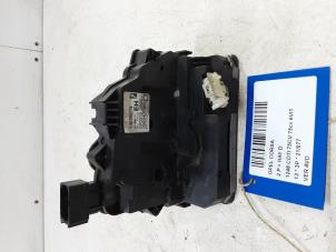 Used Door lock cylinder, right Opel Corsa D 1.3 CDTi 16V ecoFLEX Price € 50,00 Inclusive VAT offered by Collignon & Fils