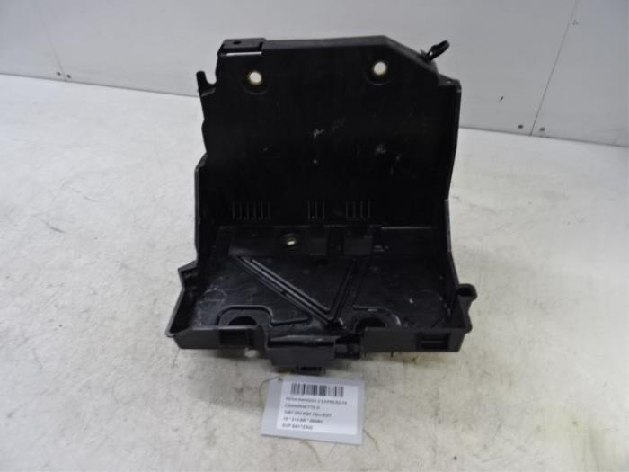 Battery box from a Renault Kangoo Express (FW) 1.5 dCi 75 2019