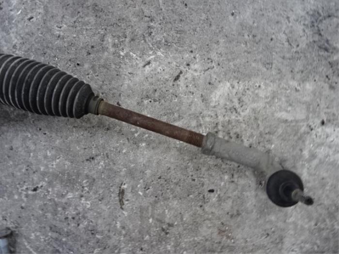 Tie rod, right from a Ford Focus 2 1.6 TDCi 16V 110 2010