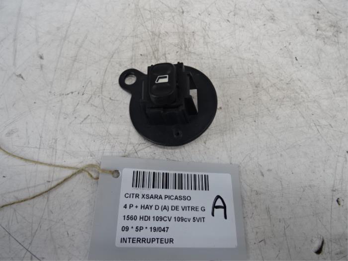 Używane Przelacznik Citroen Picasso Cena € 15,00 Z VAT oferowane przez Collignon & Fils