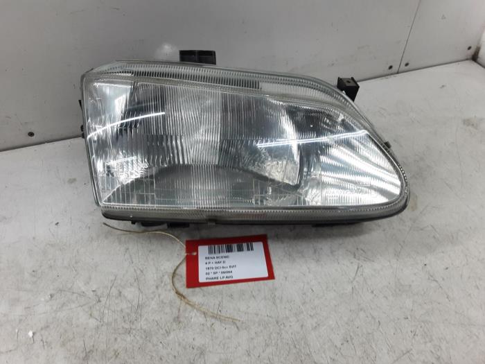 Używane Halogen lewy Renault Megane Scenic Cena € 25,00 Z VAT oferowane przez Collignon & Fils