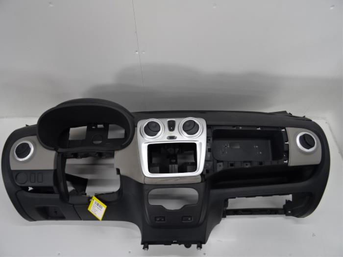 Używane Panel Dacia Lodgy Cena € 125,01 Z VAT oferowane przez Collignon & Fils