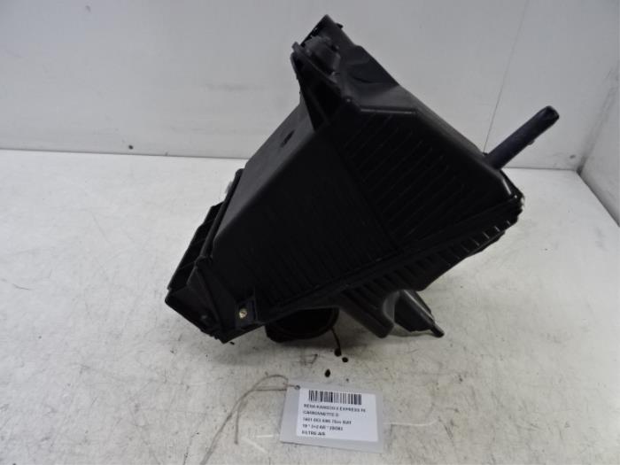 Begagnade Luftfilter Renault Kangoo Pris € 50,00 Inklusive moms erbjuds av Collignon & Fils