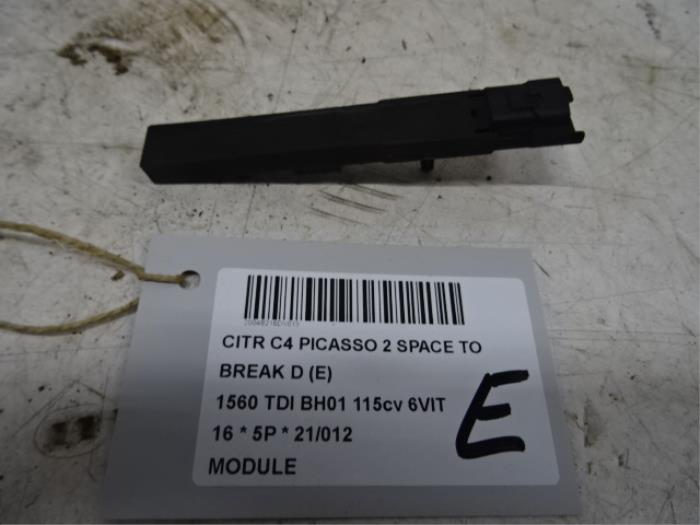 Begagnade Modul (diverse) Citroen C4 Grand Picasso Pris € 30,00 Inklusive moms erbjuds av Collignon & Fils