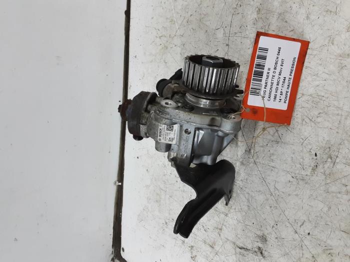 Begagnade Högtryckspump Peugeot Partner Pris € 175,00 Inklusive moms erbjuds av Collignon & Fils