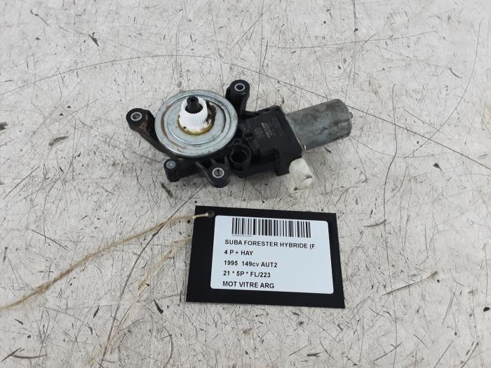 Usados Motor de ventanilla de puerta Subaru Forester Precio € 50,00 IVA incluido ofrecido por Collignon & Fils
