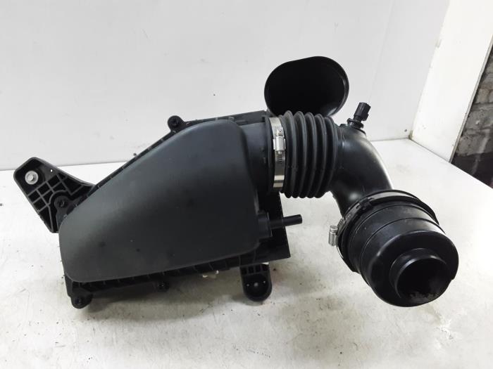 Begagnade Luftfilter Jeep Grand Cherokee Pris € 300,00 Inklusive moms erbjuds av Collignon & Fils