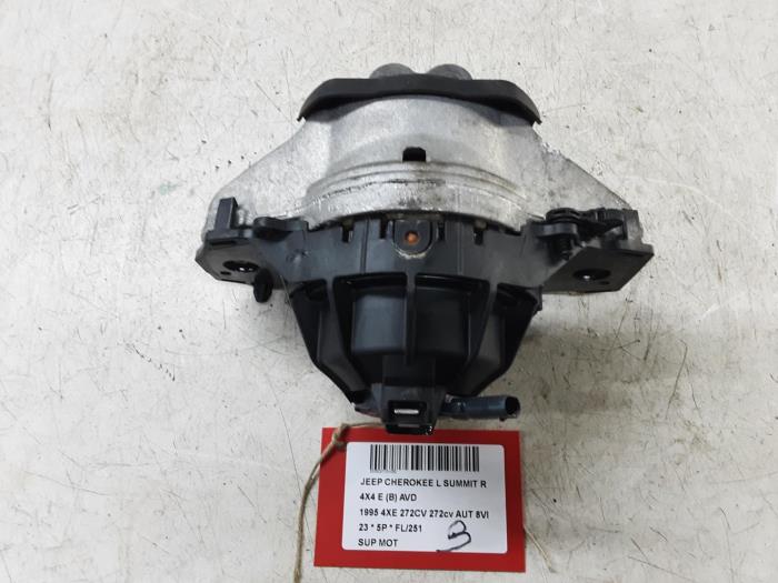 Używane Wspornik silnika Jeep Grand Cherokee Cena € 150,00 Z VAT oferowane przez Collignon & Fils