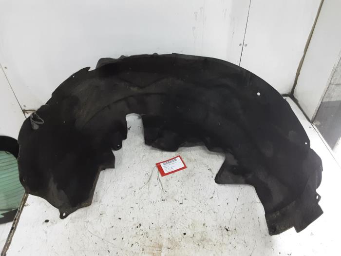 Usados Protector interno Mercedes C-Klasse Precio € 50,00 IVA incluido ofrecido por Collignon & Fils