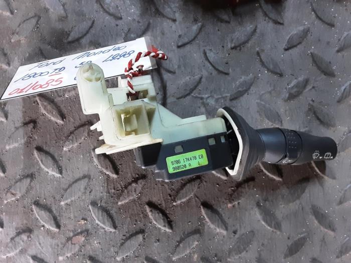 Używane Przelacznik Ford Mondeo Cena € 20,00 Z VAT oferowane przez Collignon & Fils