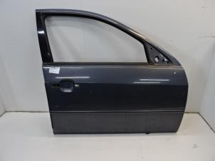 Begagnade Dörr, 2-dörrars, höger Ford Mondeo Pris € 50,00 Inklusive moms erbjuds av Collignon & Fils