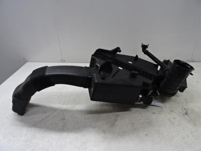 Begagnade Luftfilter BMW X4 Pris € 99,99 Inklusive moms erbjuds av Collignon & Fils