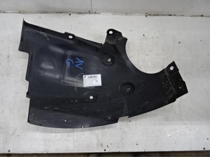 Usados Protector interno Renault Captur Precio € 30,00 IVA incluido ofrecido por Collignon & Fils