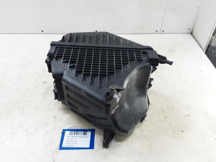 Begagnade Luftfilter Hyundai Santafe Pris € 75,00 Inklusive moms erbjuds av Collignon & Fils