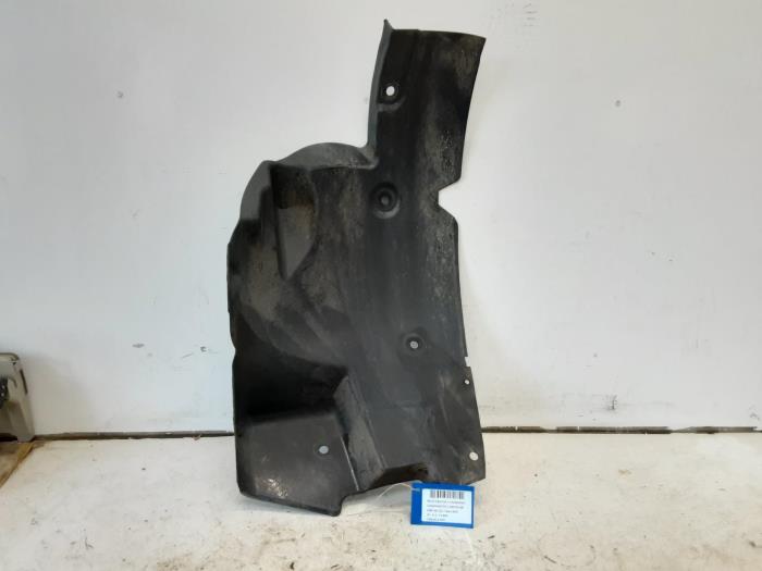 Usados Protector interno Renault Master Precio € 25,00 IVA incluido ofrecido por Collignon & Fils