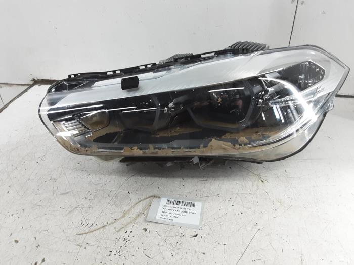 Używane Reflektor lewy BMW X2 Cena € 200,00 Z VAT oferowane przez Collignon & Fils