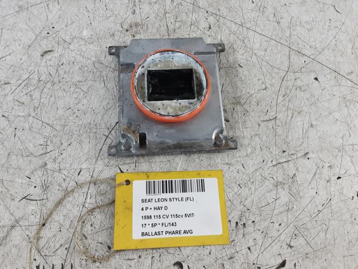 Używane Silnik reflektora Seat Leon Cena € 75,00 Z VAT oferowane przez Collignon & Fils