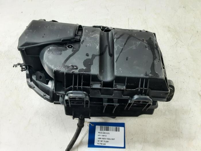 Begagnade Luftfilter Opel Corsa Pris € 70,00 Inklusive moms erbjuds av Collignon & Fils