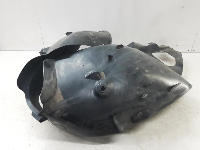 Usados Protector interno Opel Corsa Precio € 30,00 IVA incluido ofrecido por Collignon & Fils