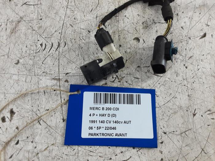 Usados Sensor PDC Mercedes B-Klasse Precio € 25,00 IVA incluido ofrecido por Collignon & Fils