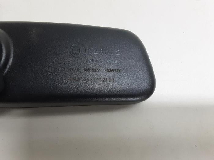 Usados Retrovisor interior Renault Master Precio € 40,00 IVA incluido ofrecido por Collignon & Fils