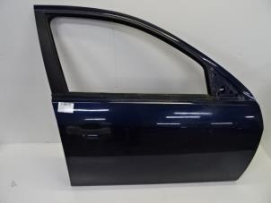 Begagnade Dörr, 2-dörrars, höger Ford Mondeo Pris € 99,99 Inklusive moms erbjuds av Collignon & Fils