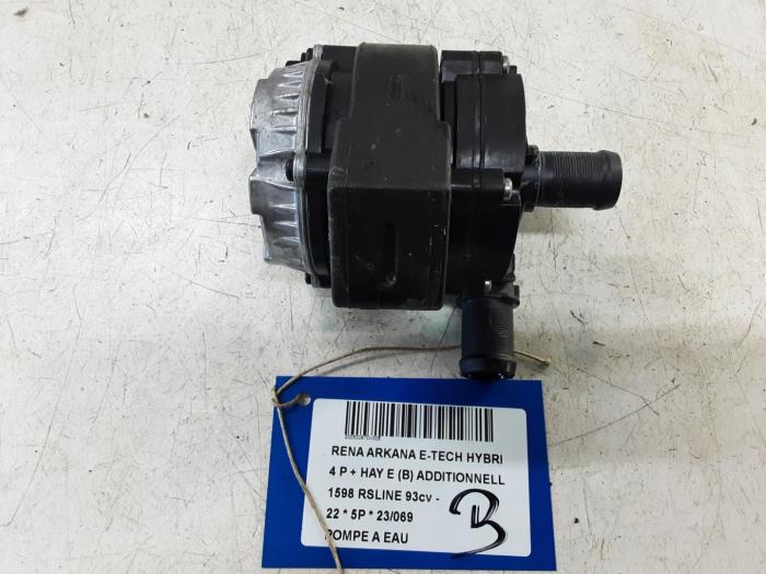 Begagnade Vattenpump Renault Arkana Pris € 50,00 Inklusive moms erbjuds av Collignon & Fils