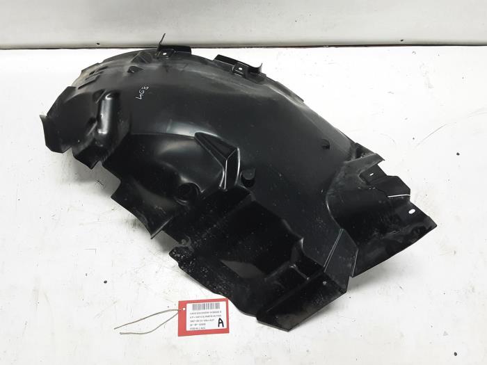 Usados Protector interno Landrover Discovery Sport L550 Precio € 30,00 IVA incluido ofrecido por Collignon & Fils