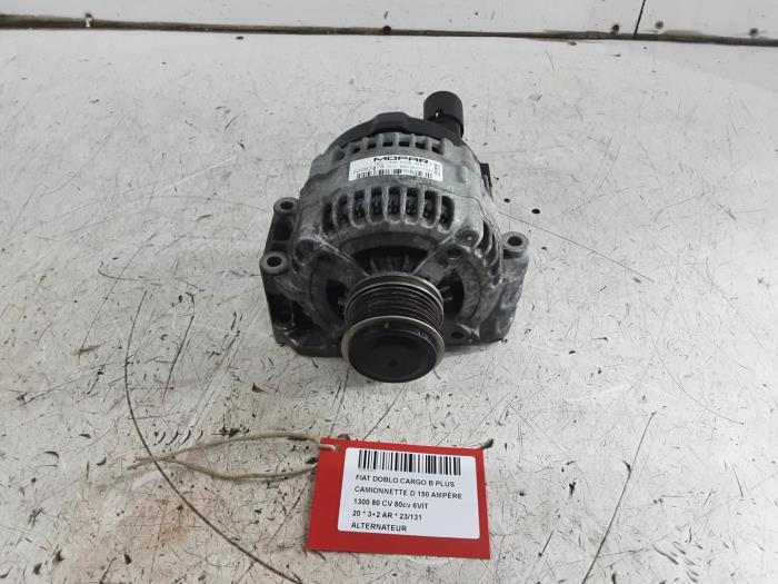 Begagnade Dynamo Fiat Doblo Pris € 75,00 Inklusive moms erbjuds av Collignon & Fils