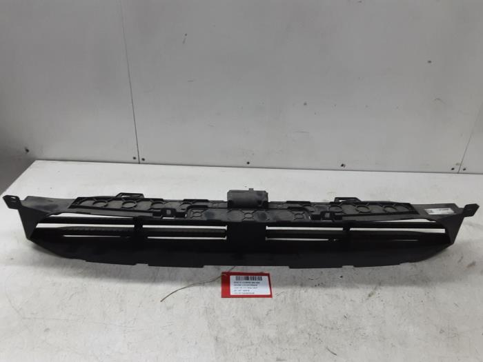 Używane Grill BMW X4 Cena € 175,00 Z VAT oferowane przez Collignon & Fils