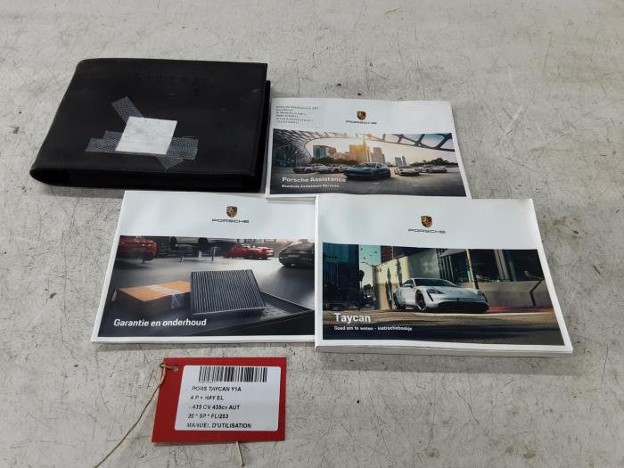 Używane Instrukcja Porsche Taycan Cena € 99,99 Z VAT oferowane przez Collignon & Fils