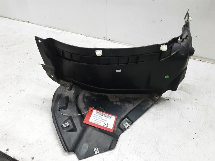 Usados Protector interno Audi A4 Precio € 20,00 IVA incluido ofrecido por Collignon & Fils